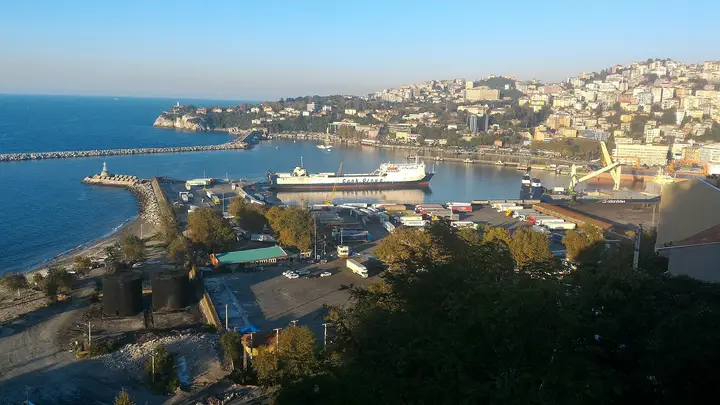 Zonguldak – Blick über die Bucht