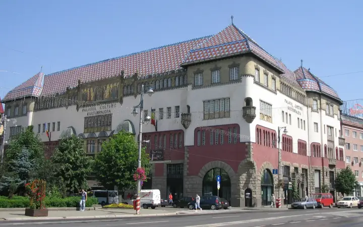 Târgu Mureș – der Kulturpalast im Stadtzentrum