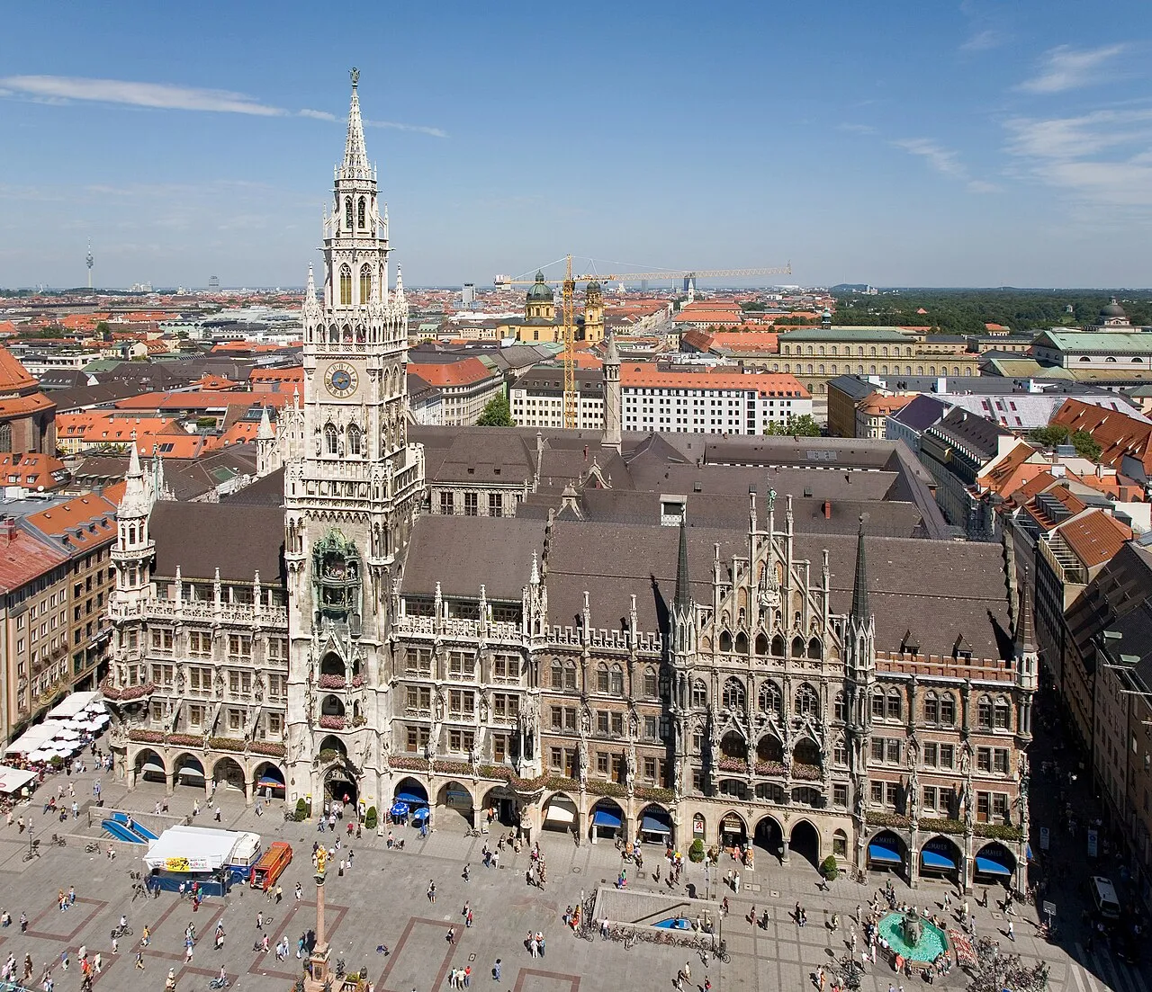 München – Marienplatz mit Rathaus